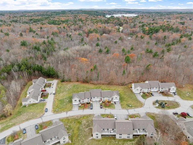 $540,000 | 13 Autumn Lane, Hampstead, NH 03826