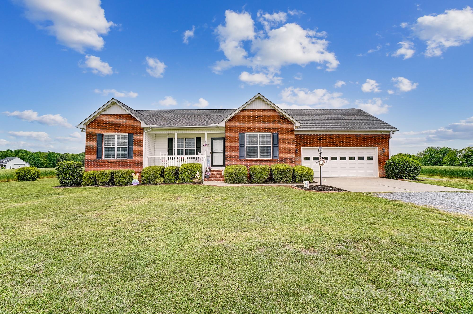 500 Ridge Road Monroe, NC 28110 - Photo 4 of 39 Gallery Image 4