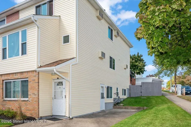 $779,000 | 15 Corona Avenue | Great Kills