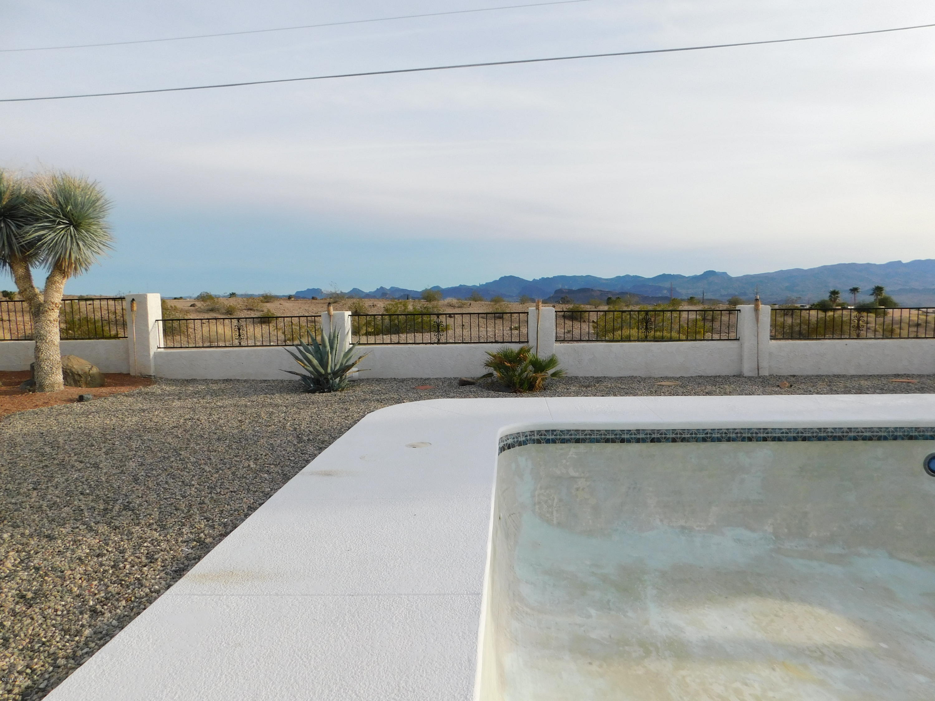 4010 Bluegrass Drive, Unit R Lake Havasu City, AZ 86406 - Photo 33 of 47 a view of a lake with a city