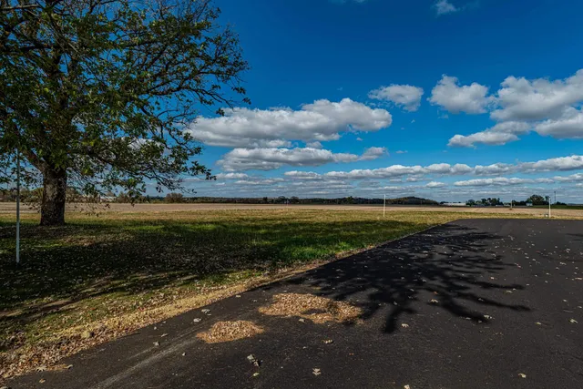 $229,900 | Lot 1 Rosevale, Belleville, WI 53508