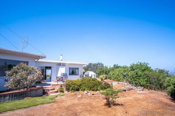 $1,080,000 | 630 Cortez Avenue, Vista, CA 92084