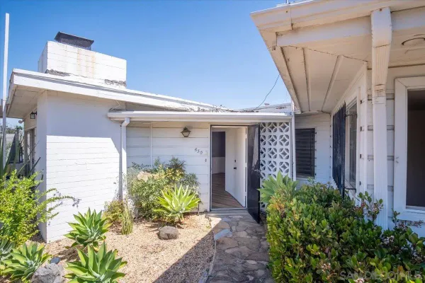$1,080,000 | 630 Cortez Avenue, Vista, CA 92084