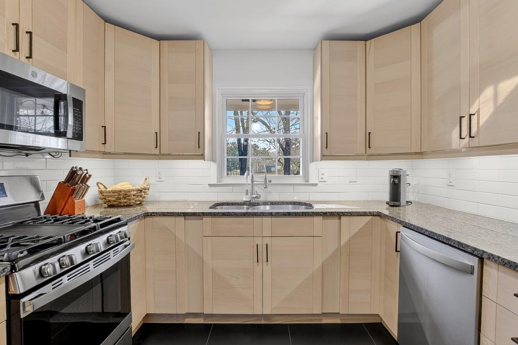 626 Rosedale Drive Smyrna, GA 30082 - Photo 10 of 54