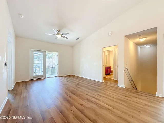 $1,950 | 218 Larkin Place, Unit 111, St. Johns, FL 32259