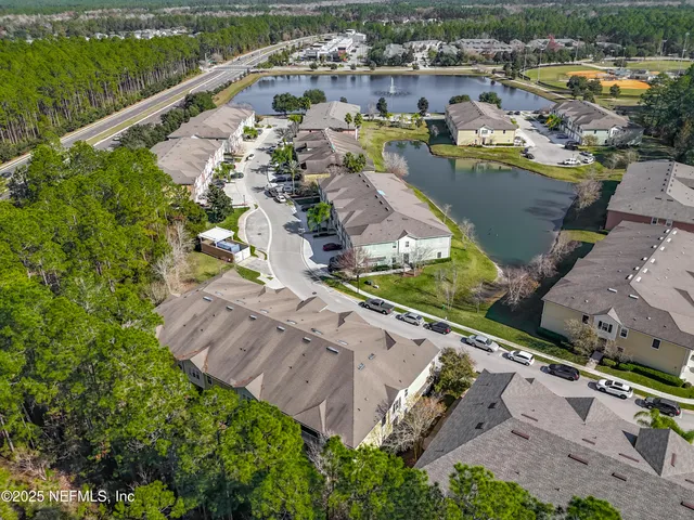 $1,950 | 218 Larkin Place, Unit 111, St. Johns, FL 32259