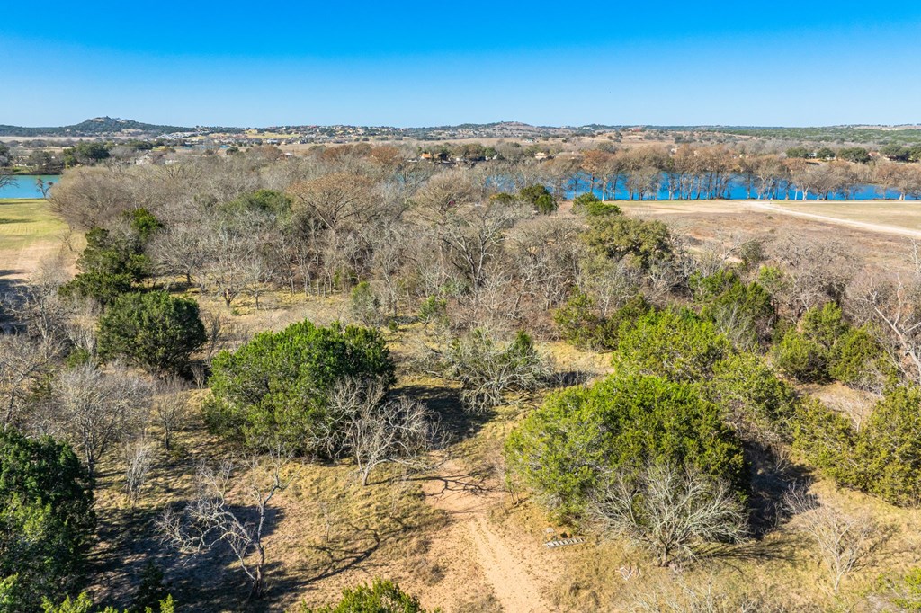 135 Rooster Ridge Kerrville, TX 78028 - Photo 13 of 27