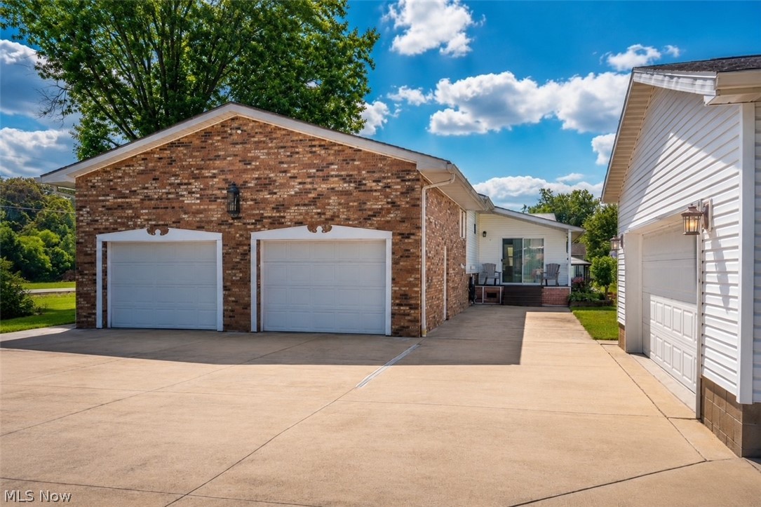 550 Emmaus Road Belpre, OH 45714 - Photo 4 of 42