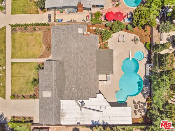 $1,600,000 | 10200 Shoshone Avenue, Northridge, CA 91325