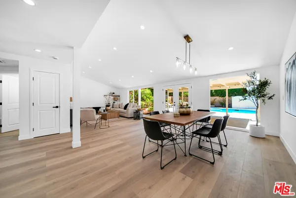 $1,600,000 | 10200 Shoshone Avenue, Northridge, CA 91325