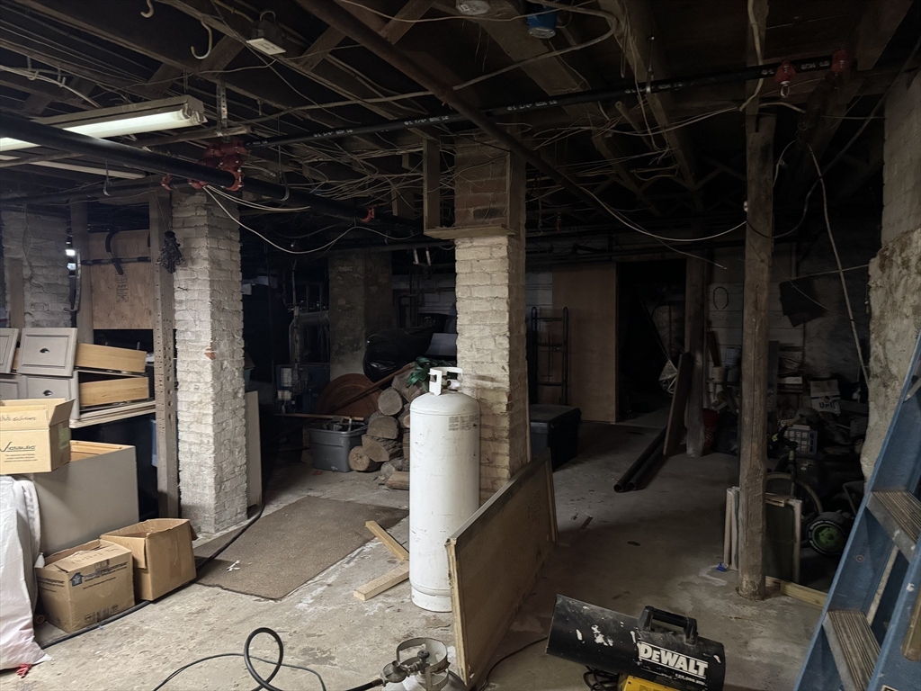 93 Fairfax Road Worcester, MA 01610 - Photo 34 of 35 a view of a storage room