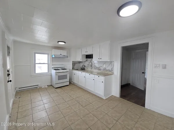 $1,450 | 1226-1228 Vine Street, Unit 7, Scranton, PA 18510