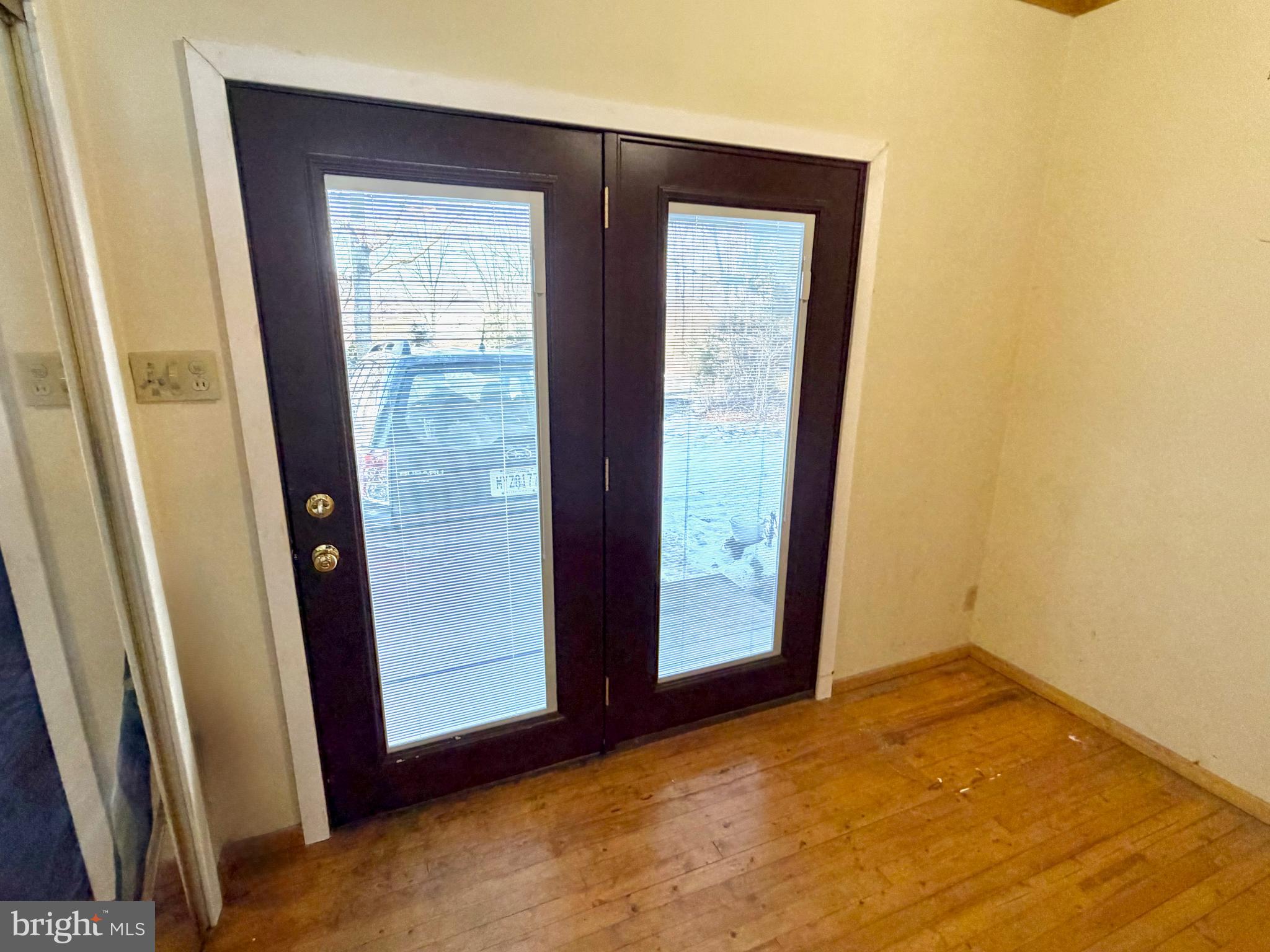 490 Meadow Lane Lebanon, PA 17042 - Photo 3 of 31 an empty room with windows