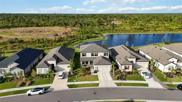 $670,000 | 5660 Blue Reef Place, Nokomis, FL 34275