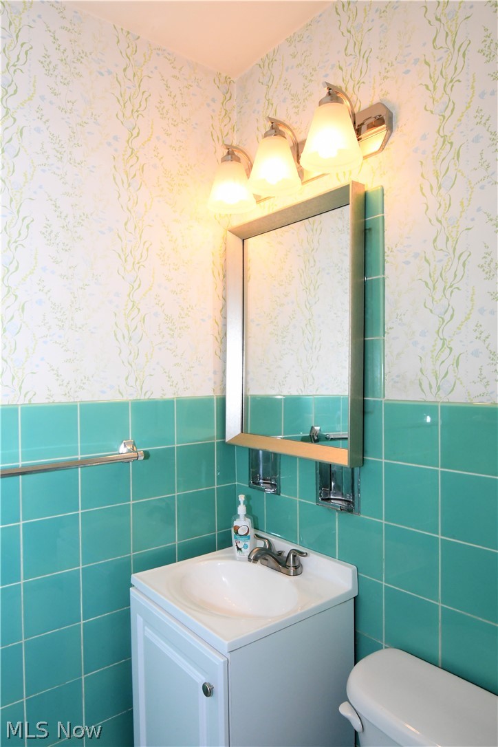 378 Sandhurst Road Akron, OH 44333 - Photo 13 of 31 Gallery Image 13