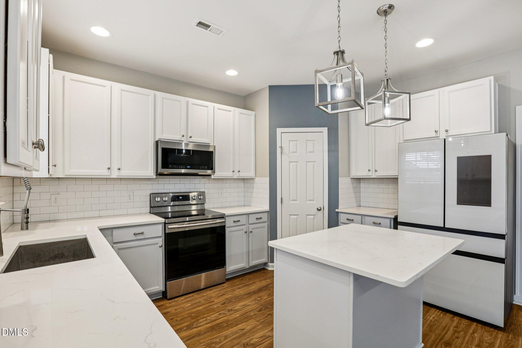 5310 Heather Ridge Lane Raleigh, NC 27610 - Photo 7 of 26 12-web-or-mls-Heather Ridge Ln-S0512-012
