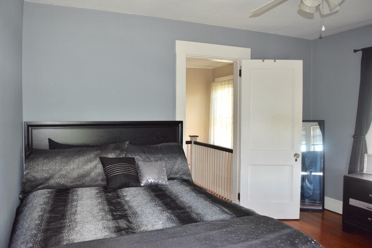 99 South Main Street Acushnet, MA 02743 - Photo 20 of 46 a living room with furniture