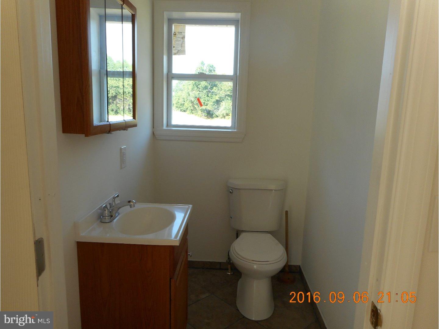 169 Fortescue Road Newport, NJ 08345 - Photo 12 of 18 Bathroom
