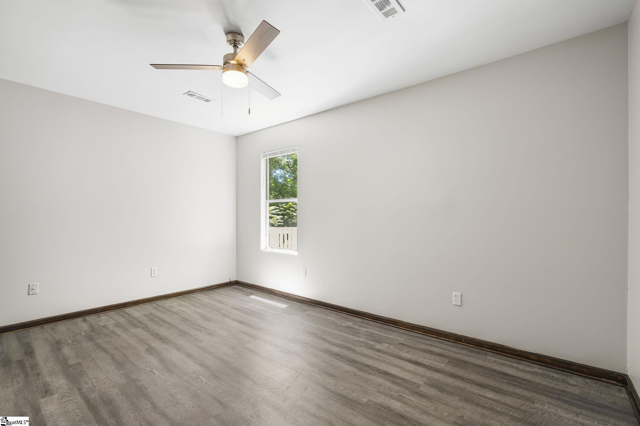 211 Brookside Drive Duncan, SC 29334 - Photo 22 of 31