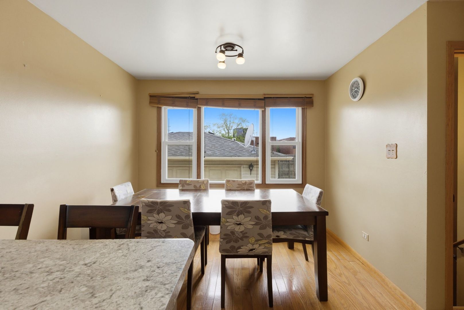 9324 Thomas Avenue Bridgeview, IL 60455 - Photo 12 of 34