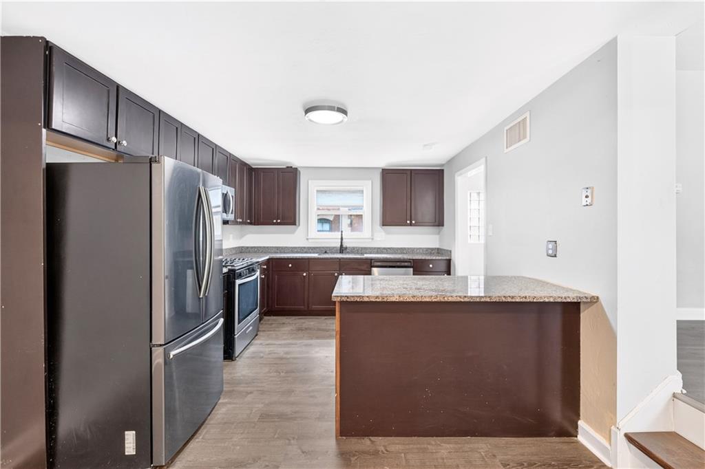 73 South 14th Street Pittsburgh, PA 15203 - Photo 11 of 49