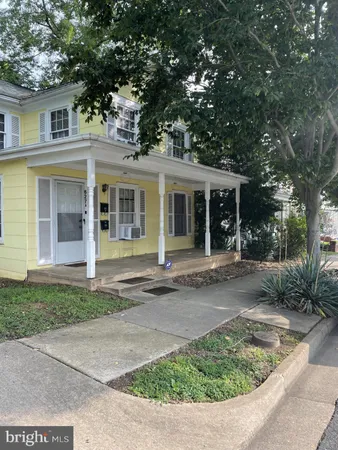 $1,150 | 627 Wolfe Street, Unit B, Fredericksburg, VA 22401