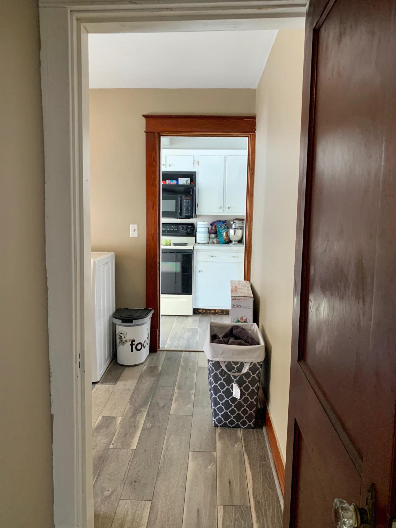 89 Old Waterville Road Oakland, ME 04963 - Photo 17 of 20 Laundry