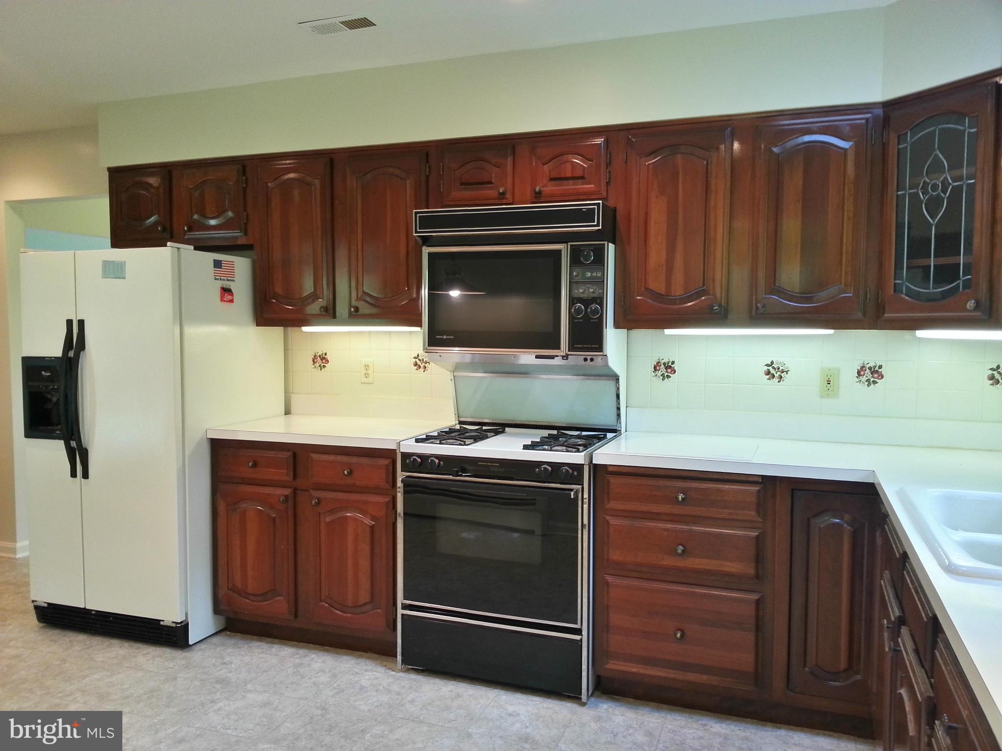 12825 Mccready Road Lusby, MD 20657 - Photo 18 of 28 Kitchen View #2