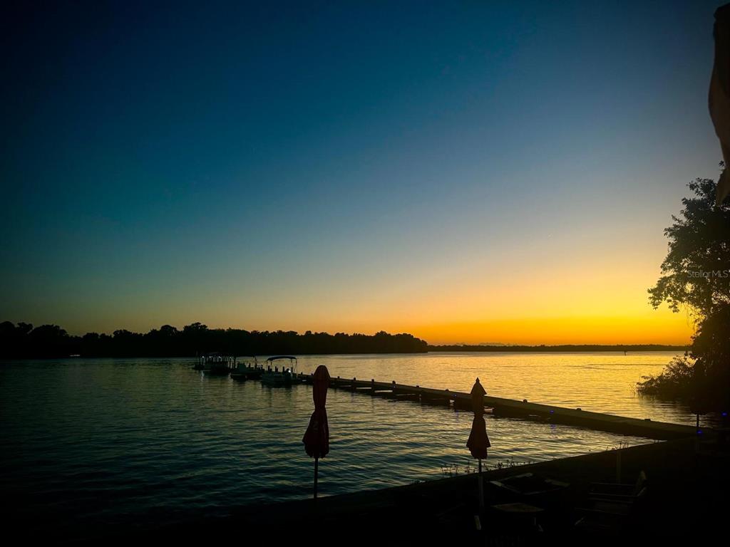 127 Longtree Street Georgetown, FL 32139 - Photo 10 of 11 a view of lake