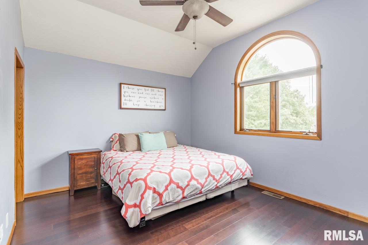 3917 South Autumn Drive Mapleton, IL 61547 - Photo 21 of 45 Gallery Image 21