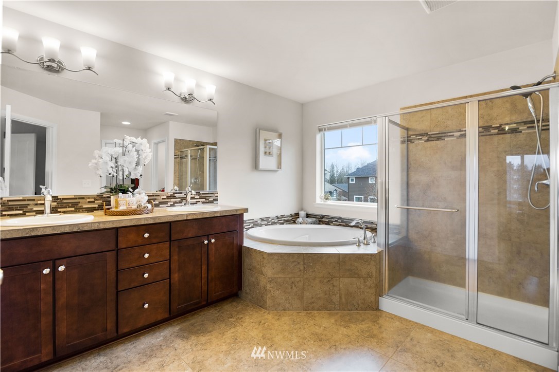 13902 163rd Place Southeast Renton, WA 98059 - Photo 21 of 37 Gallery Image 21
