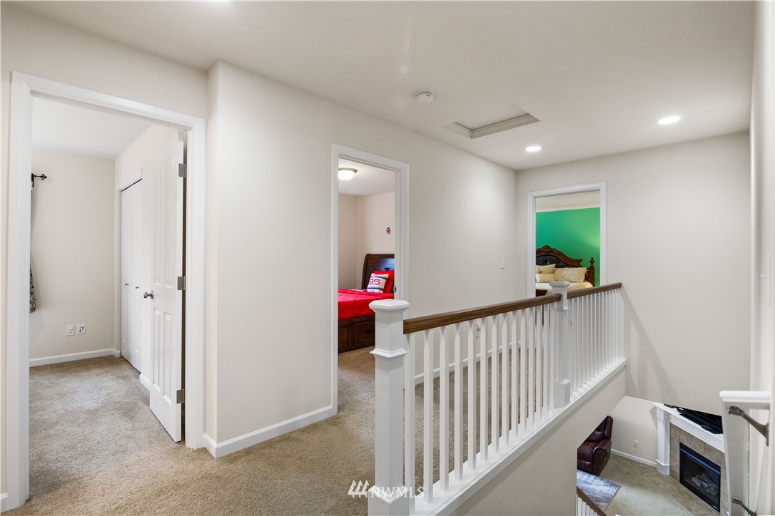 13902 163rd Place Southeast Renton, WA 98059 - Photo 28 of 37 Gallery Image 28
