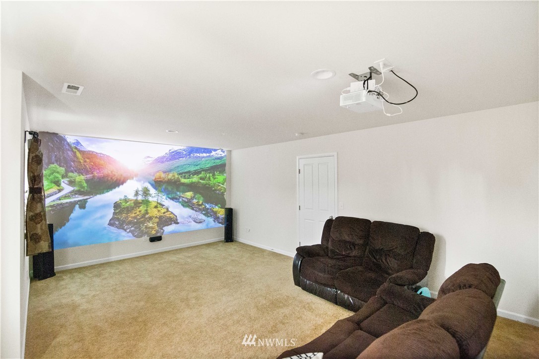13902 163rd Place Southeast Renton, WA 98059 - Photo 31 of 37 Gallery Image 31