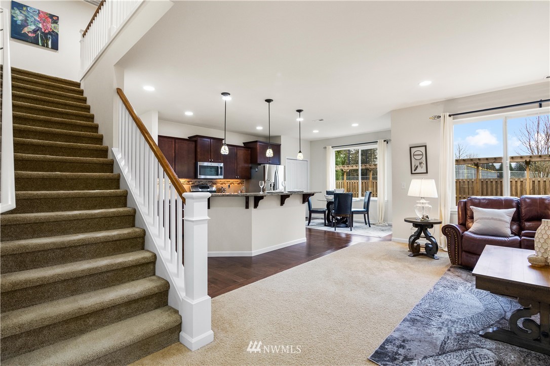 13902 163rd Place Southeast Renton, WA 98059 - Photo 7 of 37 Gallery Image 7