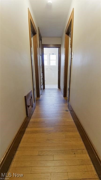 3996 Bluestone Road Cleveland Heights, OH 44121 - Photo 11 of 16 Hallway