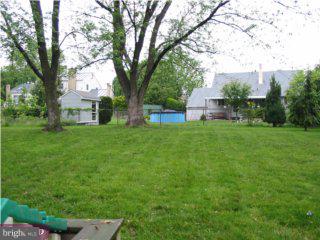 37 Hempstead Road Hamilton, NJ 08610 - Photo 2 of 3 Gallery Image 2