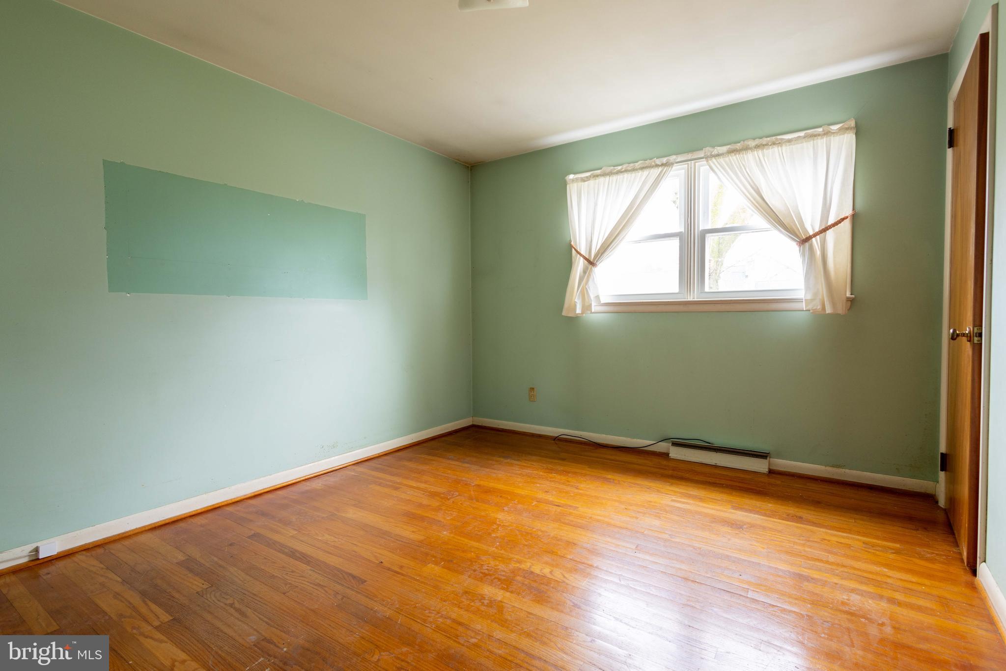 830 Robin Road Lancaster, PA 17601 - Photo 17 of 24 Gallery Image 17