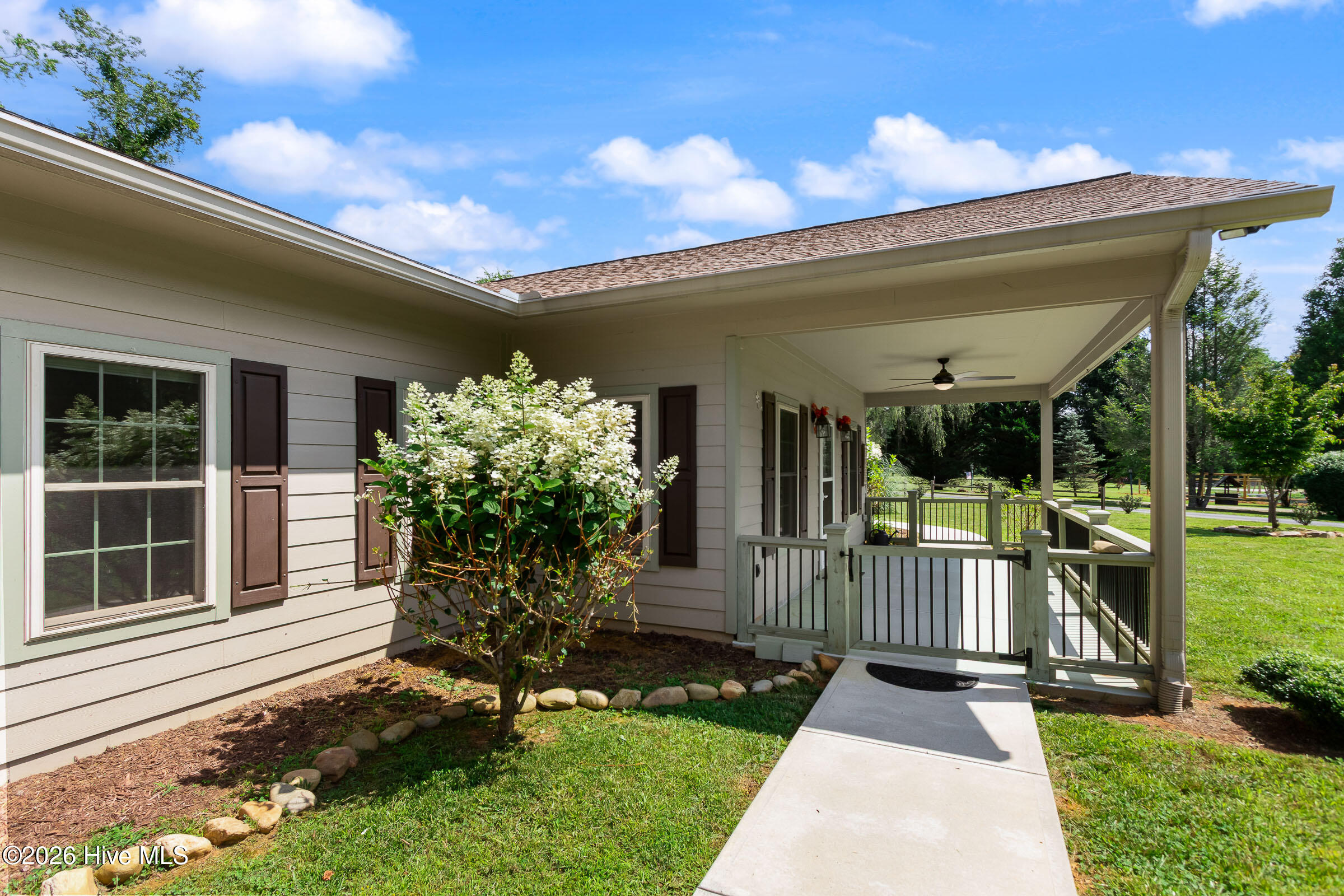 668 Little Ranger Road Murphy, NC 28906 - Photo 4 of 79