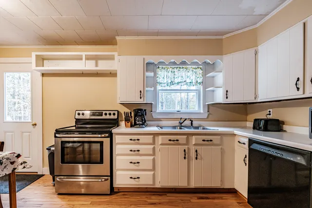 $295,000 | 19 Mountain View Circle, Bethel, ME 04217