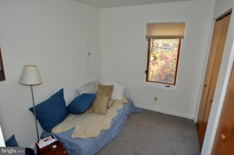 1310 Harbor Road Annapolis, MD 21403 - Photo 20 of 30 Bedroom #5
