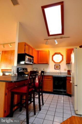 1310 Harbor Road Annapolis, MD 21403 - Photo 8 of 30 Kitchen #2