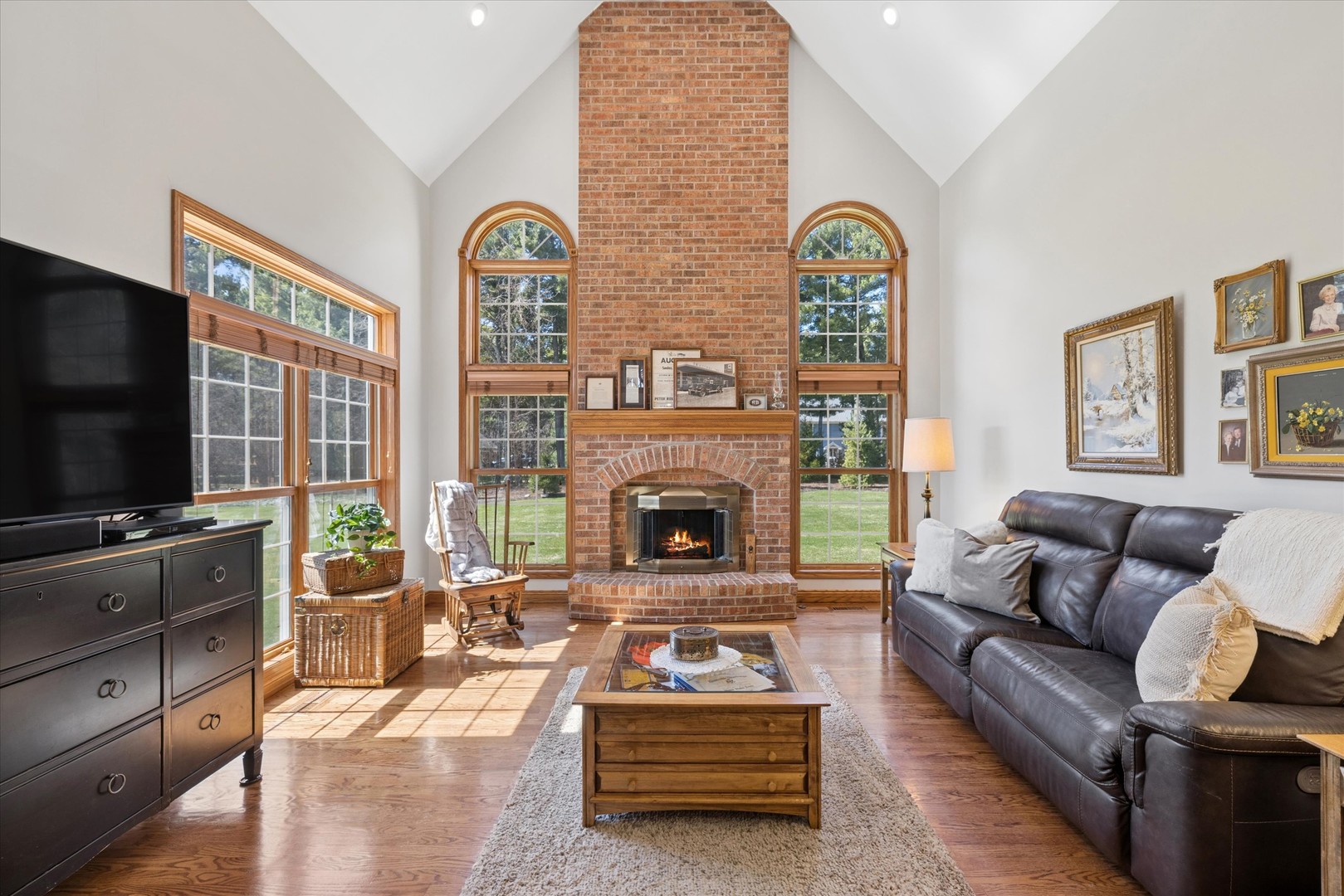 5606 Winding Road Crystal Lake, IL 60014 - Photo 13 of 38