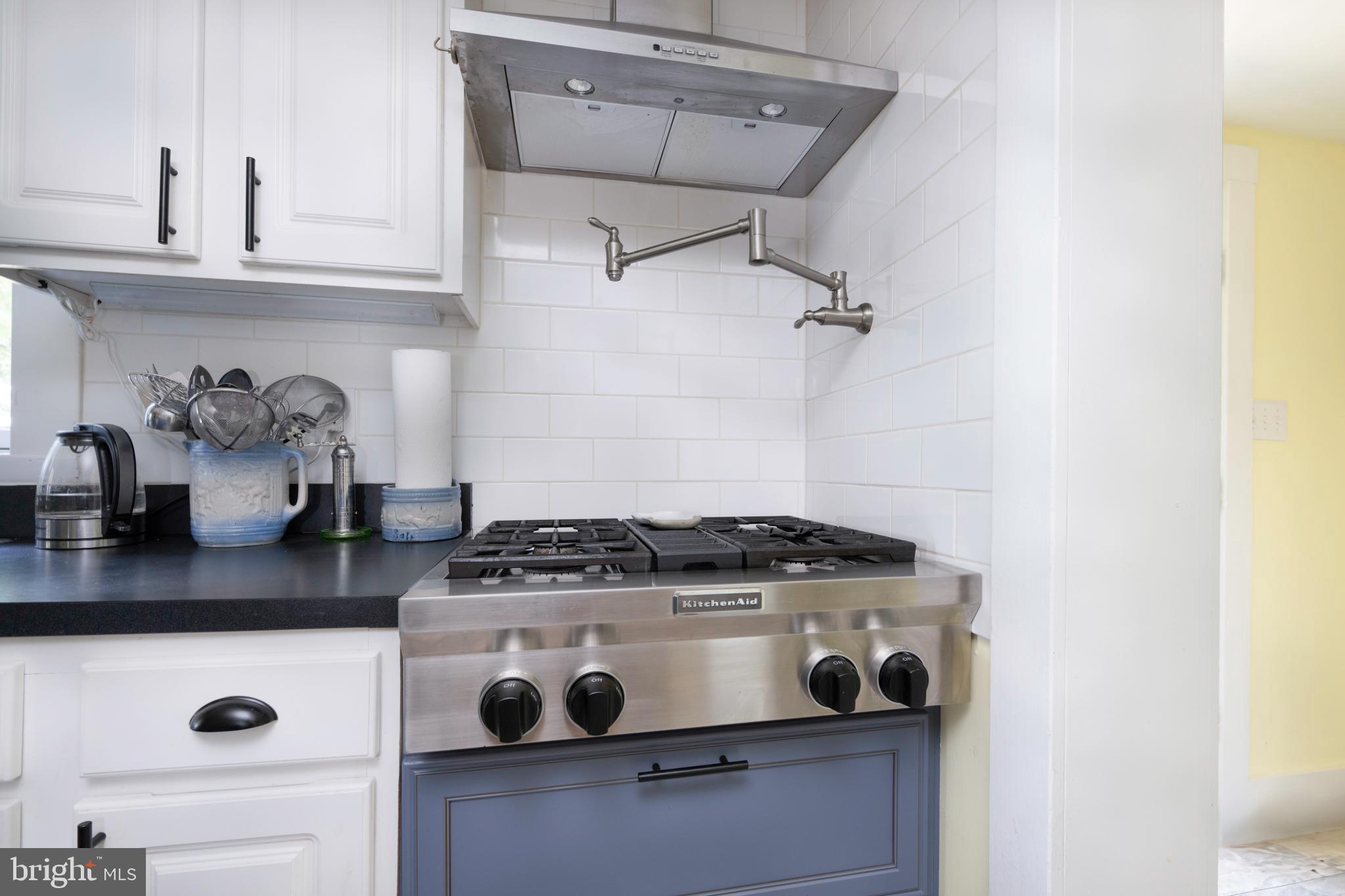 12970 Senedo Road Mount Jackson, VA 22842 - Photo 14 of 66 Pot filler