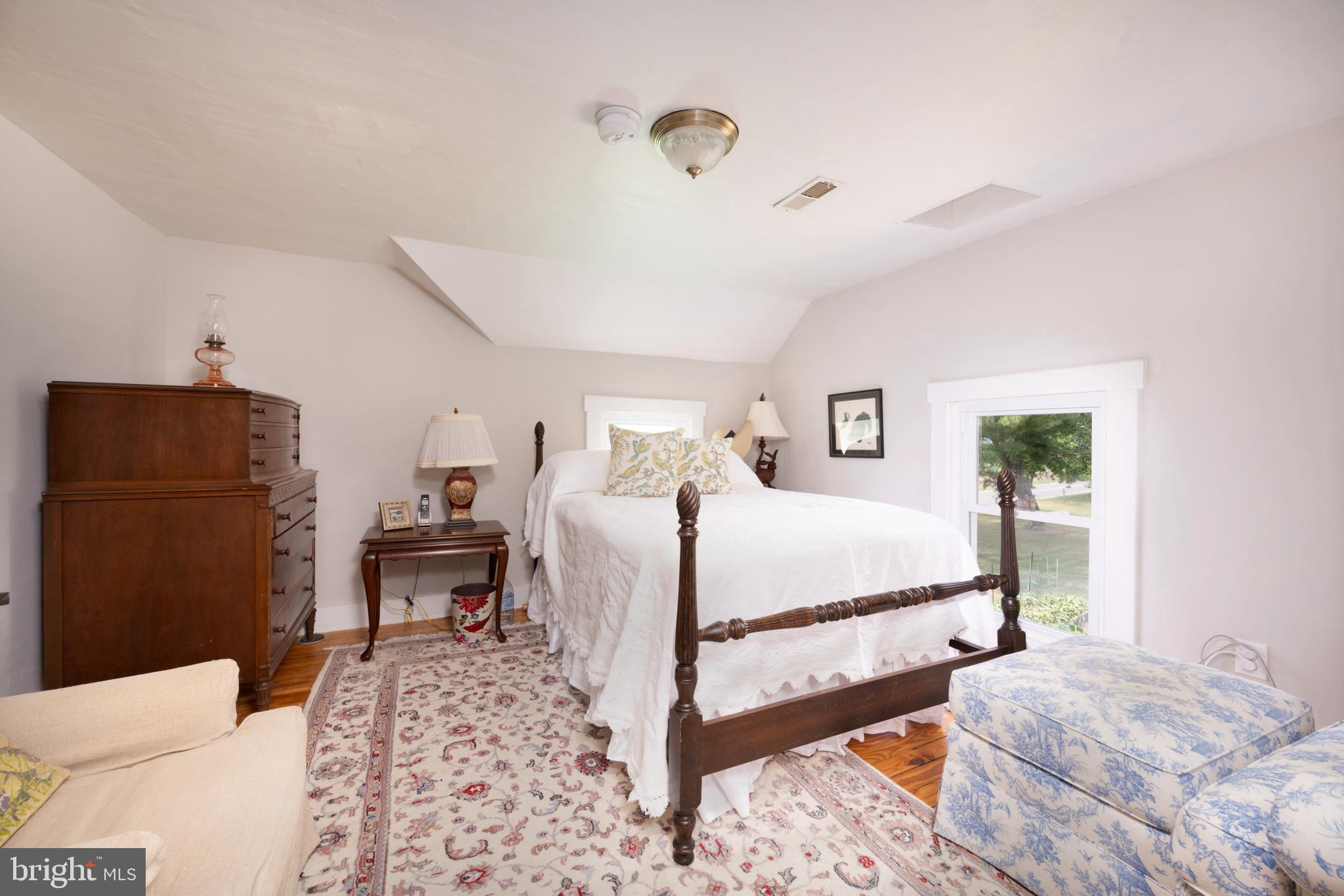 12970 Senedo Road Mount Jackson, VA 22842 - Photo 35 of 66 Primary bedroom upper level