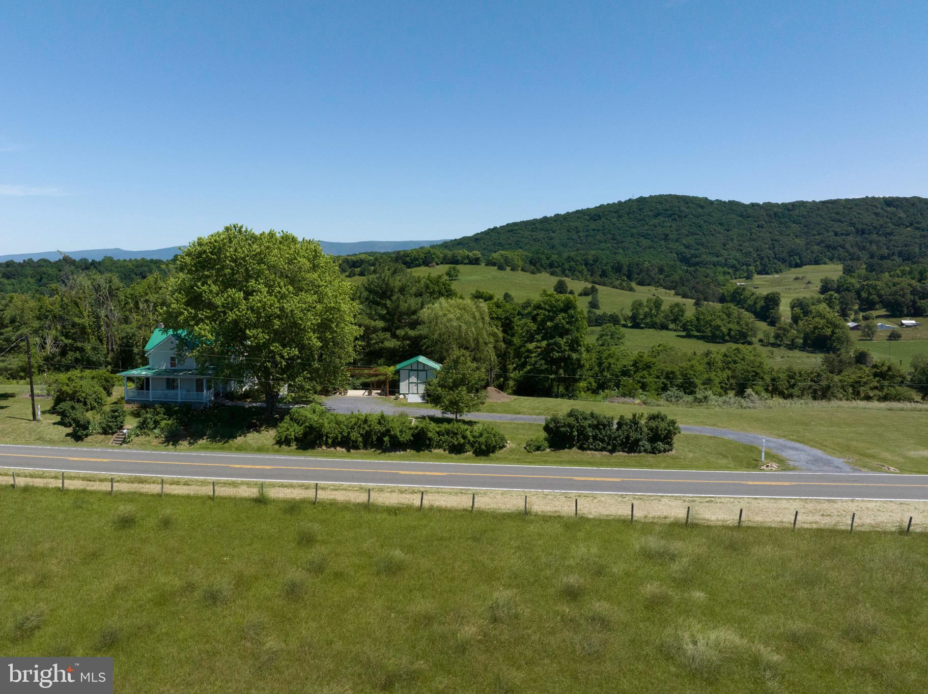 12970 Senedo Road Mount Jackson, VA 22842 - Photo 5 of 66 Inviting home in the Shenandoah Valley of Virginia