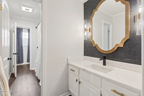 $199,999 | 110 South Domingue Avenue, Unit 1, Lafayette, LA 70506