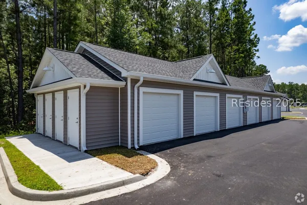 $1,842 | 76 Rutledge Drive, Unit LT2, Ridgeland, SC 29936