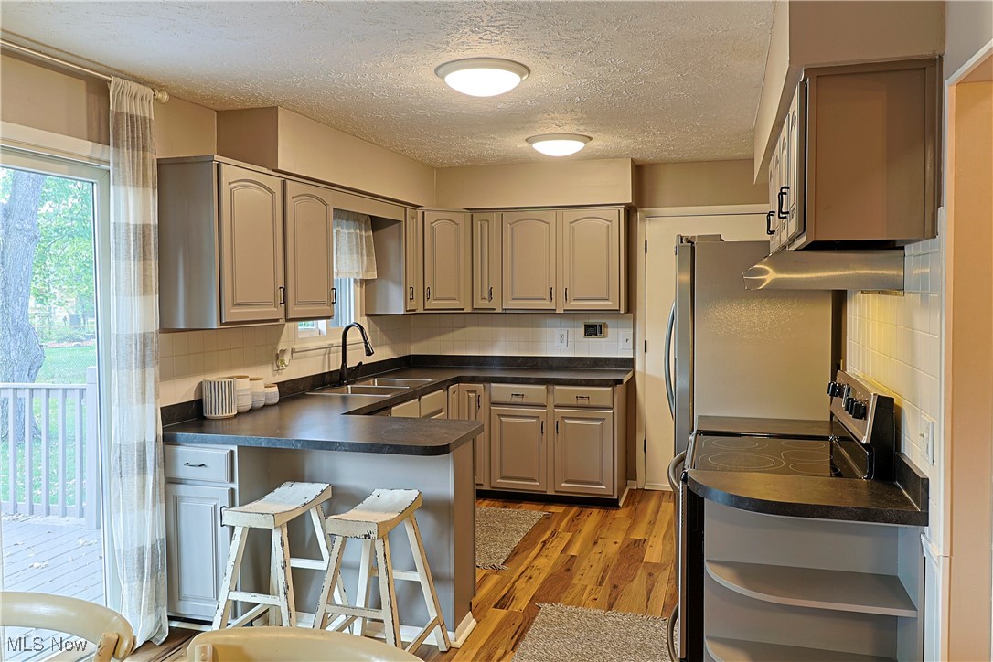 6094 Jaycox Road North Ridgeville, OH 44039 - Photo 8 of 37