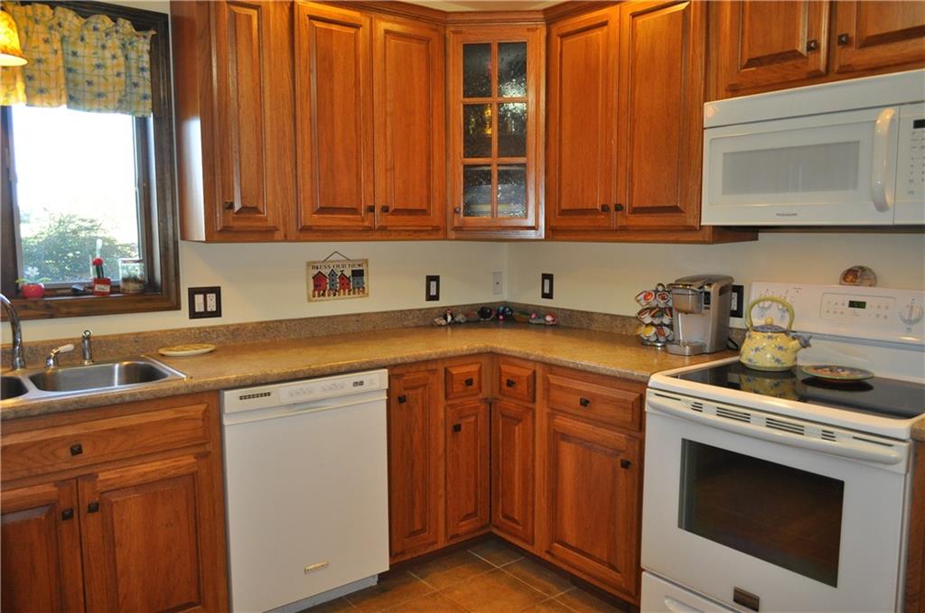 212 Riemer Road Sarver, PA 16055 - Photo 8 of 13 Gallery Image 8