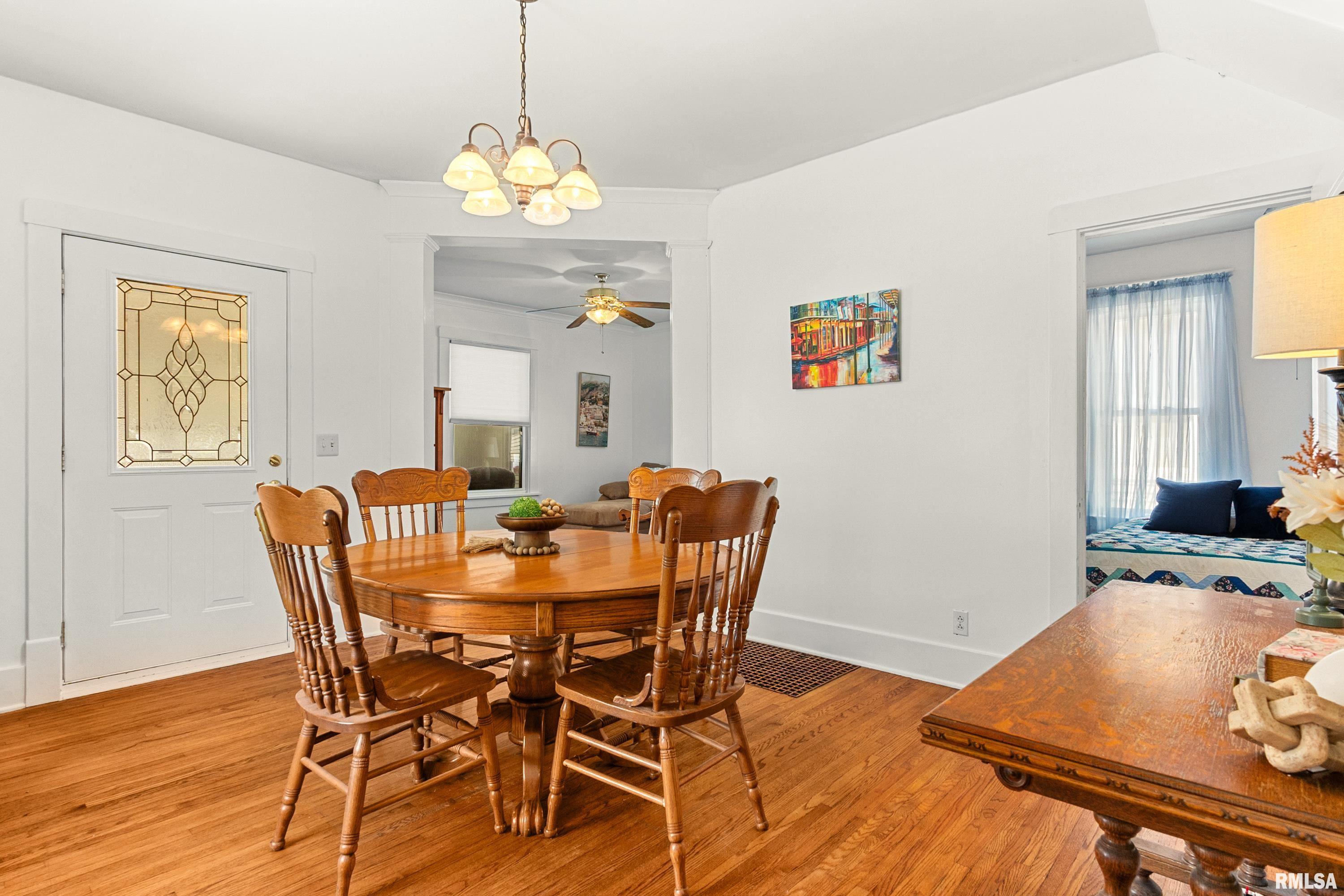 2704 North Prospect Road Peoria, IL 61603 - Photo 10 of 29